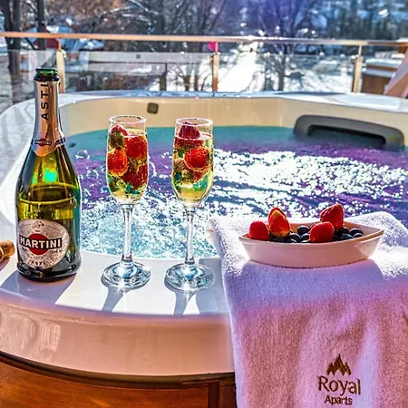 Royal Prestige Collection Z Prywatnym Jacuzzi - Stone Hill Z Basenem I Saunami Διαμέρισμα *