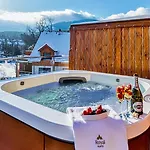 Royal Prestige Collection Z Prywatnym Jacuzzi - Stone Hill Z Basenem I Saunami *
