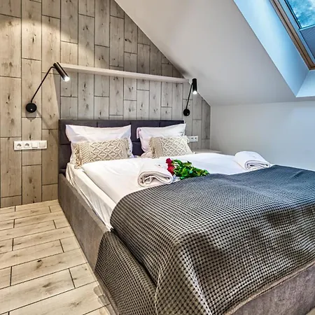 Royal Prestige Collection Z Prywatnym Jacuzzi - Stone Hill Z Basenem I Saunami Schreiberhau