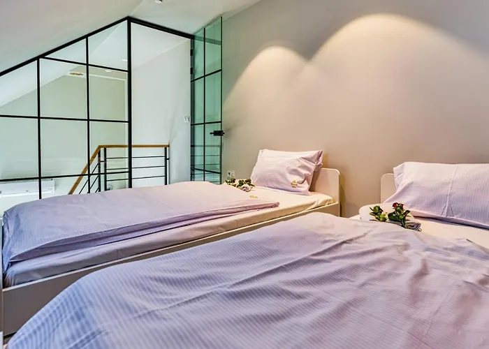 Royal Prestige Collection Z Prywatnym Jacuzzi - Stone Hill Z Basenem I Saunami Apartment *