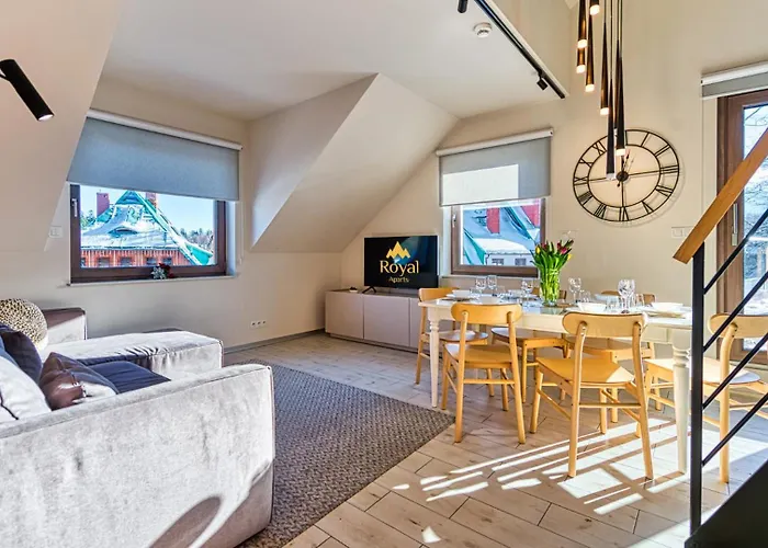 Royal Prestige Collection Z Prywatnym Jacuzzi - Stone Hill Z Basenem I Saunami Apartment